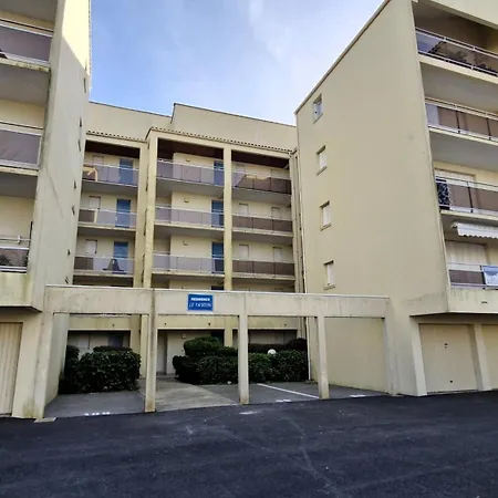 - Vue - A Seulement 300m Et Commerces * Royan