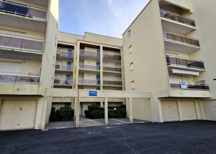 - Vue - A Seulement 300m Et Commerces * רויאן